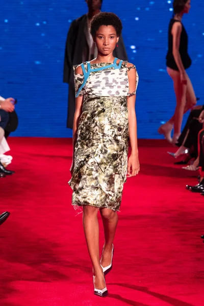 Look 35